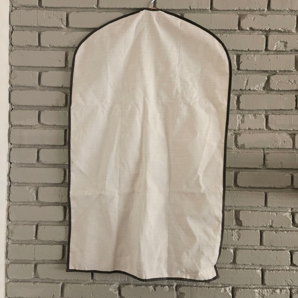 Cream Woven Breathable Garment Bag with Brown Trim and ID Window 24x40 - Picture 3 of 6